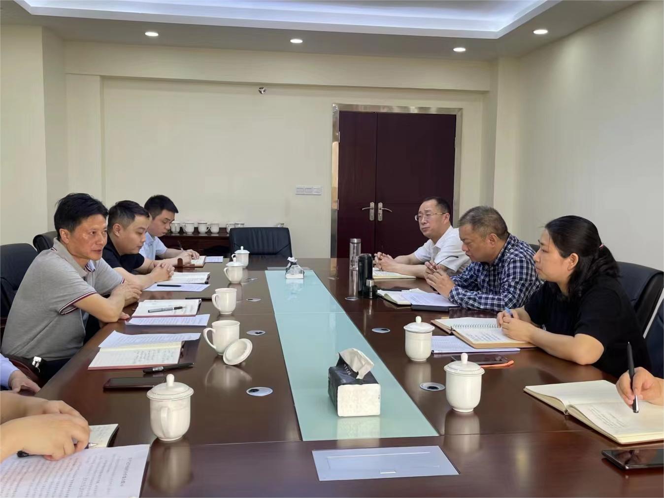集團(tuán)黨委書記、董事長(zhǎng)許大政一行赴巴中農(nóng)商行開展業(yè)務(wù)合作洽談會(huì)